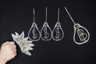 10 Easy Budget Tricks to Save $500 Every Month
